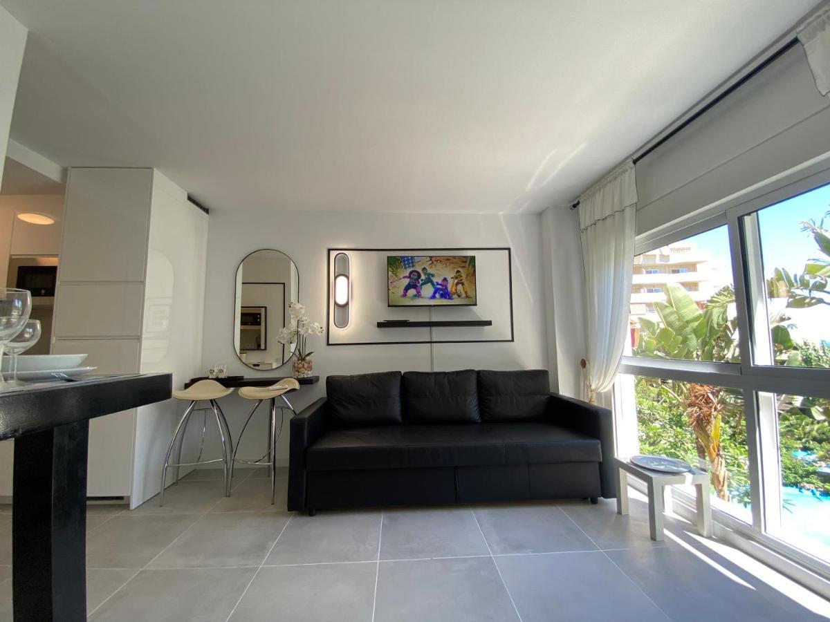 Modern Sea View Studio In Benal Beach Benalmádena Exterior foto